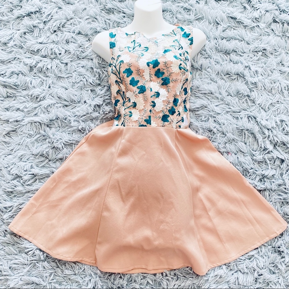 Nikibiki Lace Overlay Floral Embroidered Peach Mini Dress A-line
